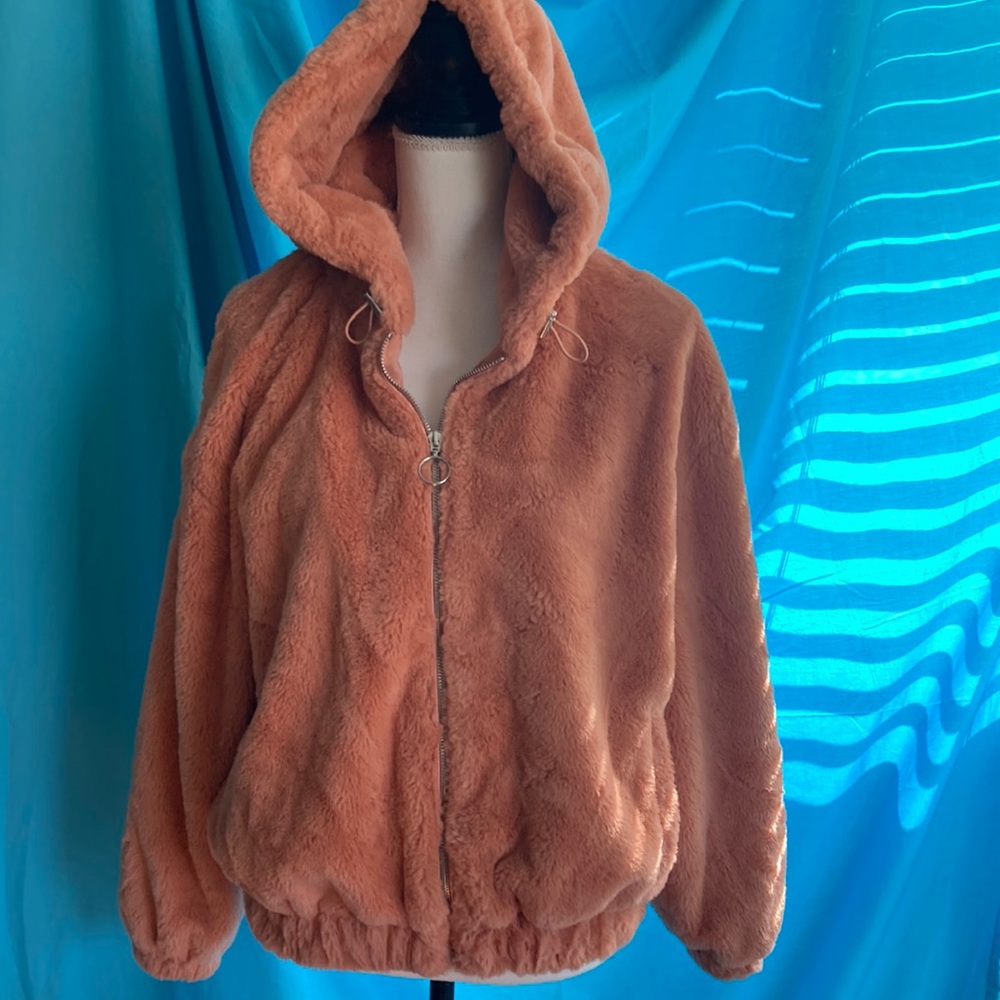 Buy2items get1 free.3/$25 items for$50. Peach soft fur zip up hooded jacket